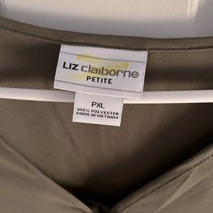 Liz Claiborne xl petite olive green